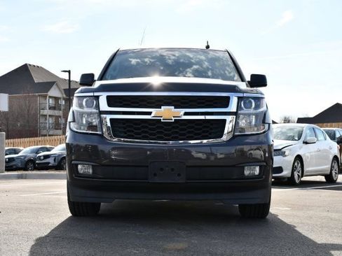 Used 2016 Chevrolet Tahoe LT image 2