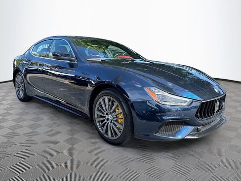 Used 2023 Maserati Ghibli Modena RWD image 4