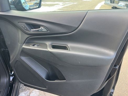 Used 2024 Chevrolet Equinox LT image 60