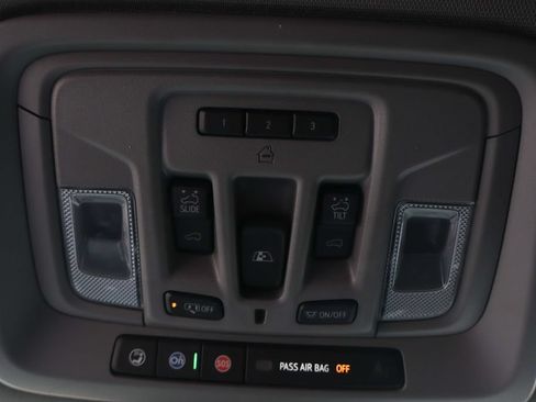Used 2024 Chevrolet Silverado 2500 LTZ w/ LTZ Plus Package AWD/4WD image 34