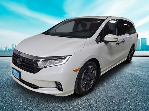 Certified 2023 Honda Odyssey Elite image 2
