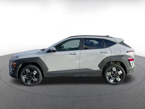 Used 2025 Hyundai Kona SEL image 9