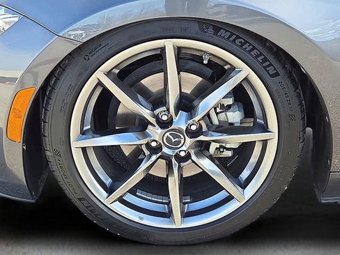 Used 2018 MAZDA MX-5 Miata Grand Touring image 9
