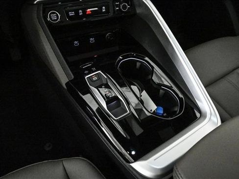Certified 2025 Audi Q5 Premium w/ Convenience Package AWD/4WD image 12