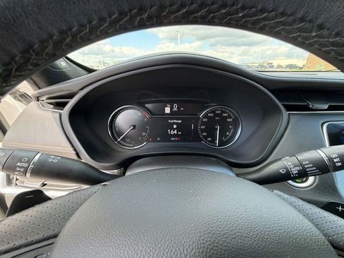Certified 2023 Cadillac XT4 Sport FWD image 12