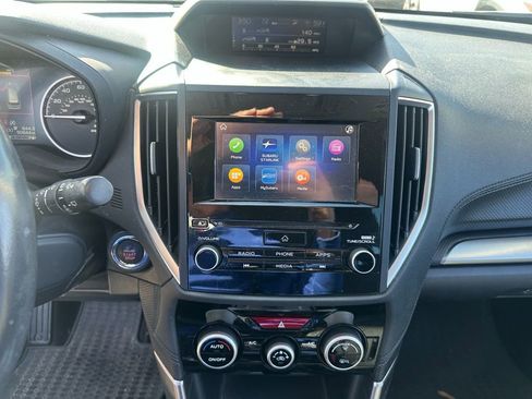 Used 2022 Subaru Forester Premium image 27