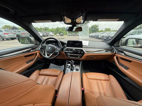 Used 2017 BMW 540i xDrive w/ Premium Package image 17