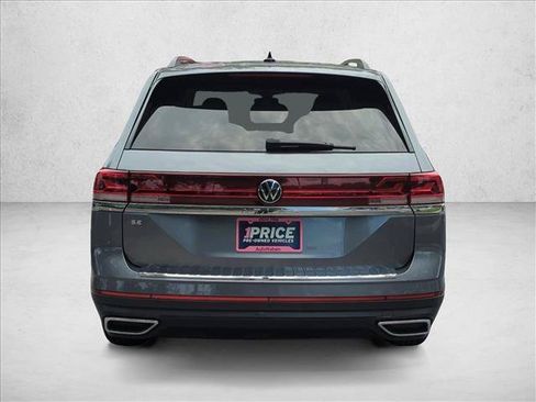 Used 2024 Volkswagen Atlas SE FWD image 7