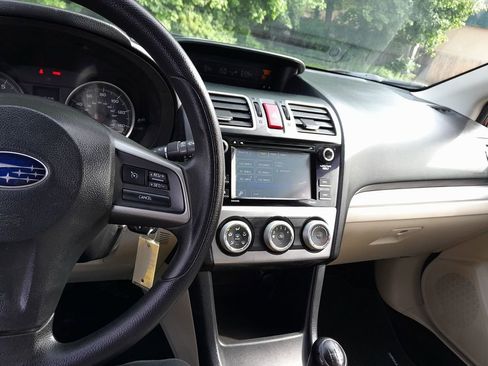 Used 2015 Subaru Crosstrek 2.0i Premium AWD/4WD image 18
