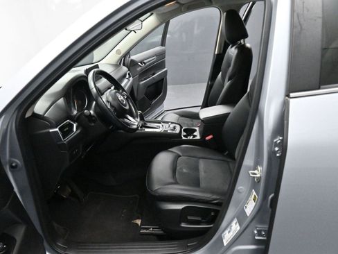 Used 2020 MAZDA CX-5 Touring image 12