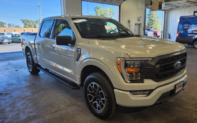 Used 2023 Ford F150 XLT w/ Equipment Group 302A High AWD/4WD image 4
