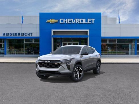 New 2026 Chevrolet Trax RS w/ Driver Confidence Package FWD image 8