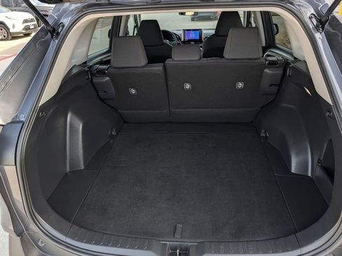 Used 2025 Toyota RAV4 LE image 27