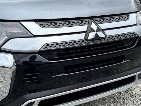 Used 2020 Mitsubishi Outlander SEL image 16