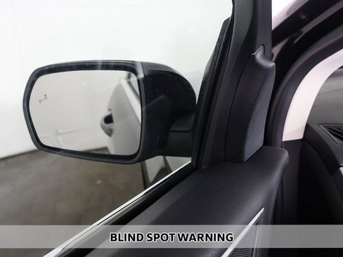 Used 2024 Ford Edge SEL AWD/4WD image 5