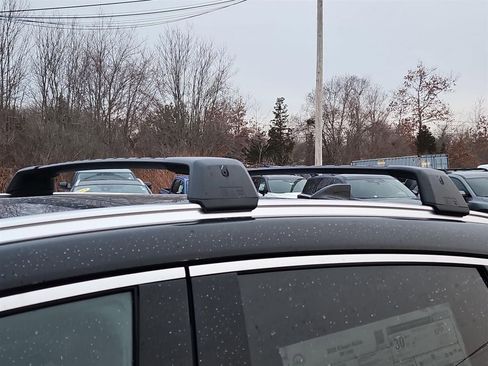 New 2026 Nissan Kicks SR w/ SR Premium Package image 4