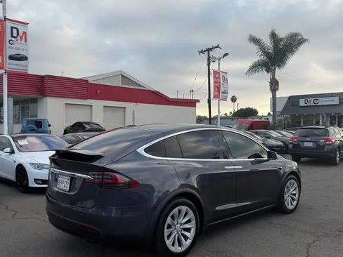 Used 2020 Tesla Model X AWD/4WD image 5