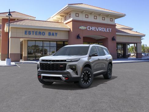 New 2026 Chevrolet Traverse Z71 w/ Enhanced Driving Package AWD/4WD image 32