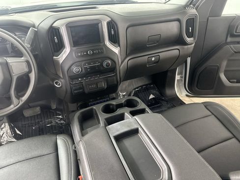 Used 2024 Chevrolet Silverado 3500 W/T AWD/4WD image 19