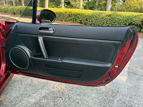 Used 2013 MAZDA MX-5 Miata Grand Touring RWD image 25