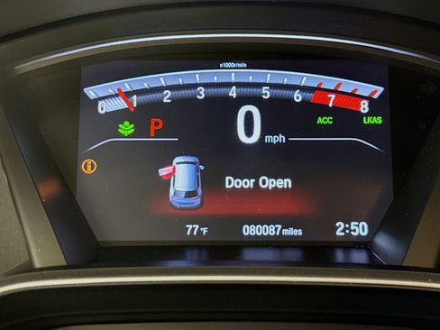 Used 2020 Honda CR-V Touring image 13