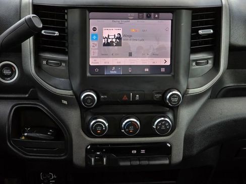 Used 2024 RAM 3500 Tradesman w/ Chrome Appearance Group image 33