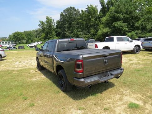 Used 2022 RAM 1500 Big Horn RWD image 4