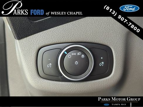 Certified 2020 Ford Transit Connect XL image 27