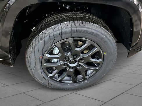 New 2026 Toyota Tundra Platinum AWD/4WD image 12