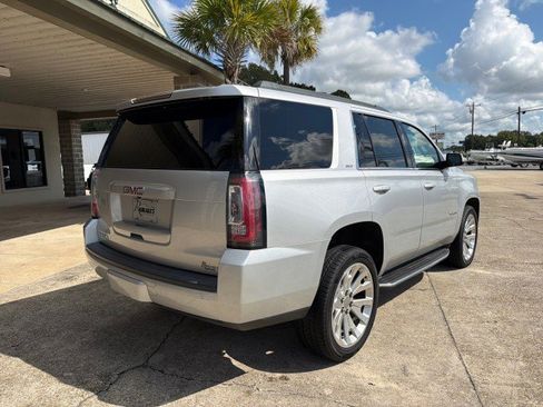 Used 2017 GMC Yukon SLT RWD image 4