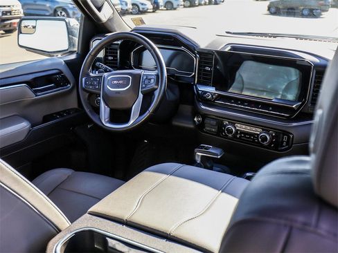 Certified 2024 GMC Sierra 1500 SLT w/ SLT Convenience Package image 25