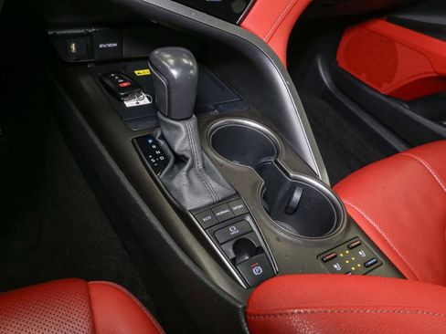 Used 2022 Toyota Camry XSE image 30