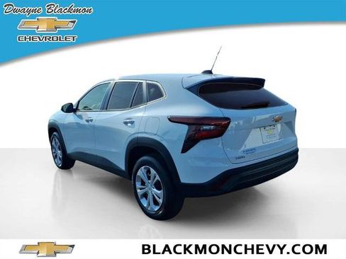 New 2026 Chevrolet Trax LS FWD image 5