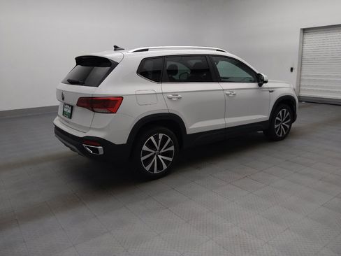 Used 2024 Volkswagen Taos SE FWD image 10