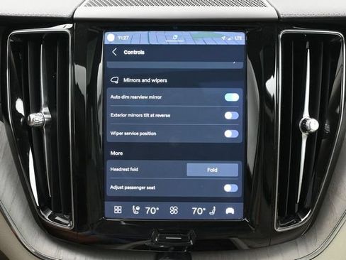 Used 2023 Volvo XC60 B6 Ultimate w/ Climate Package AWD/4WD image 19