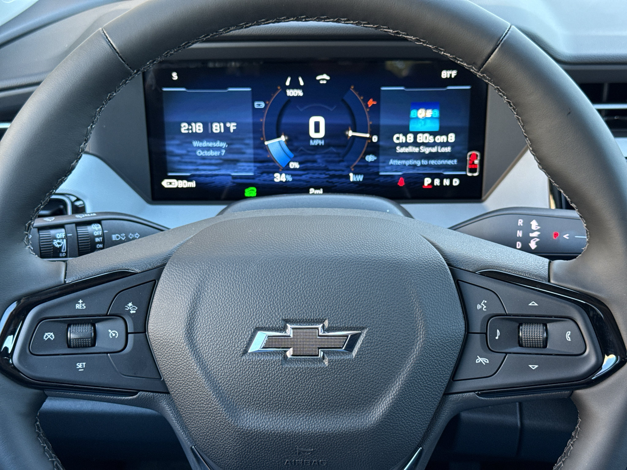 New 2027 Chevrolet Bolt LT w/ Comfort Package FWD image 12