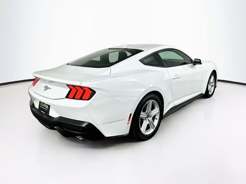 Used 2026 Ford Mustang Premium RWD image 9