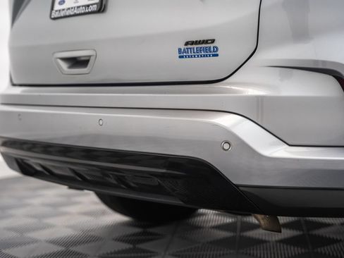 Used 2022 Ford Edge SE w/ Black Appearance Package AWD/4WD image 10