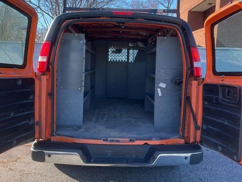 Used 2020 Chevrolet Express 2500 w/ Driver Convenience Package image 8
