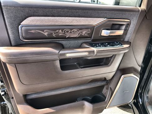 Used 2025 RAM 3500 Longhorn image 13