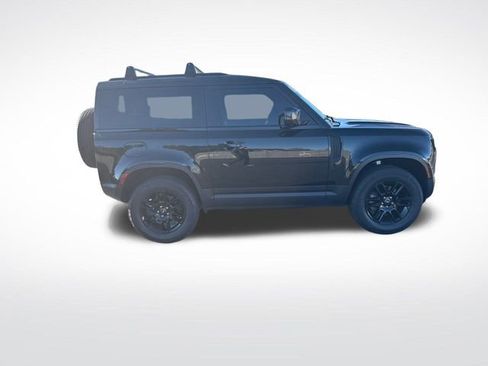 Used 2023 Land Rover Defender 90 S image 6