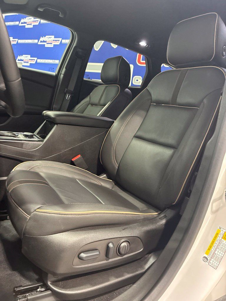 Used 2023 Chevrolet Blazer Premier FWD image 14