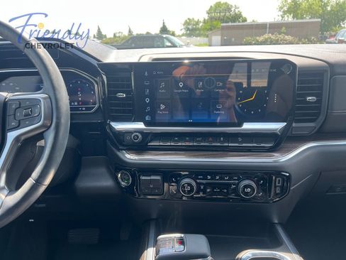 Certified 2023 Chevrolet Silverado 1500 RST AWD/4WD image 16