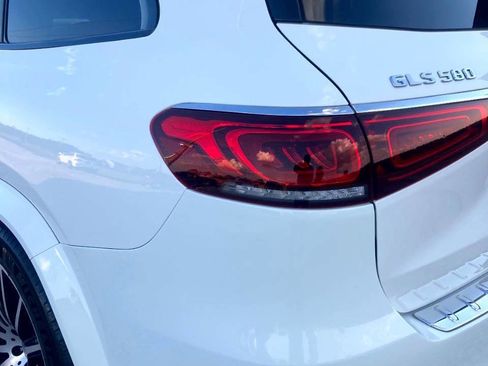 Used 2020 Mercedes-Benz GLS 580 4MATIC image 15