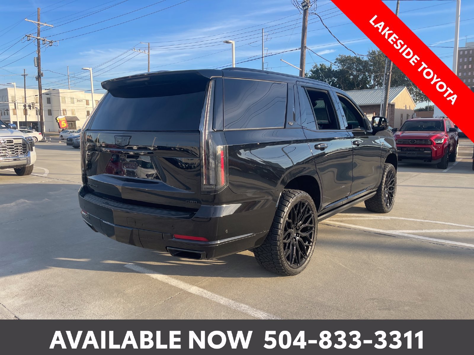 Used 2025 Cadillac Escalade Sport w/ LPO, Floor Liner Package AWD/4WD image 6