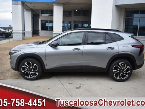 New 2026 Chevrolet Trax RS w/ Sunroof Package image 6