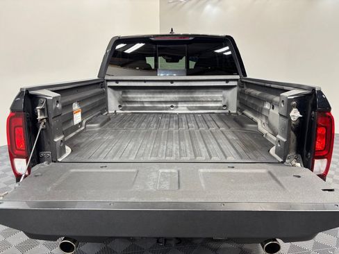Certified 2023 Honda Ridgeline RTL image 32