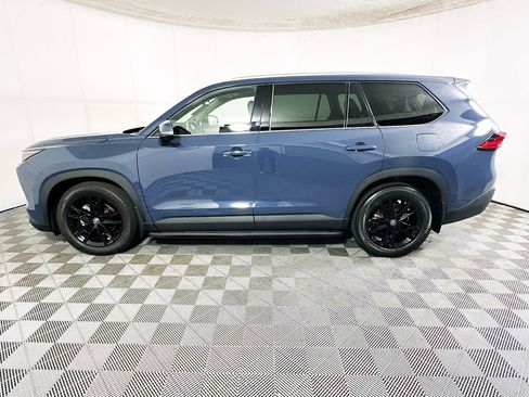 Used 2024 Toyota Grand Highlander Platinum image 6