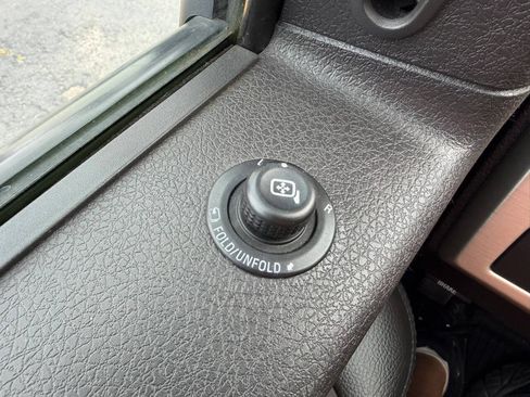 Used 2013 Ford F150 Platinum AWD/4WD image 28