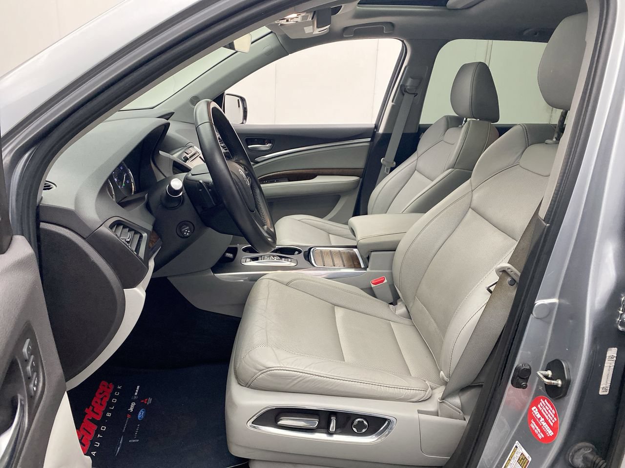 Used 2020 Acura MDX w/ Technology Package AWD/4WD image 14